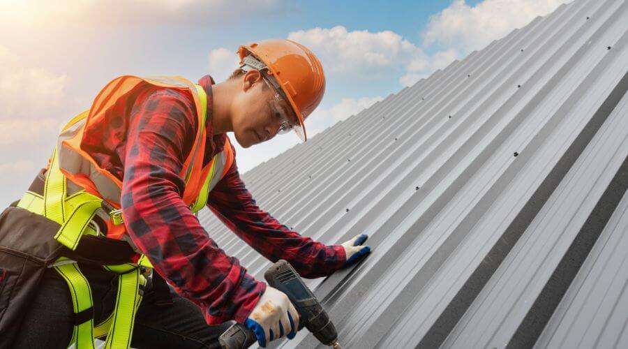 Professional Emergency Roof Repairs services in Casco, ME